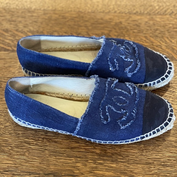 Chanel Denim and black Espadrille - Picture 2 of 7